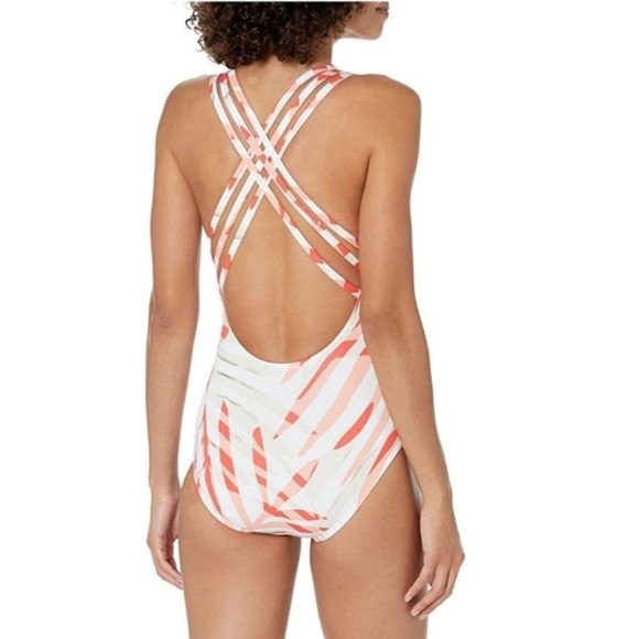 La Blanca Vista Mirage Multi Strap Cross Back One Piece - Picture 6 of 11